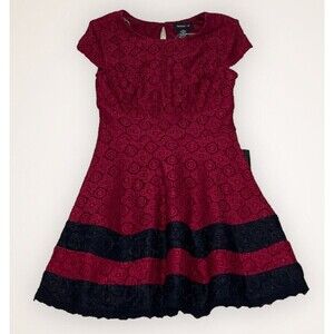 Teeze Me Formal Dress Burgundy Black Juniors Size 9/10‎